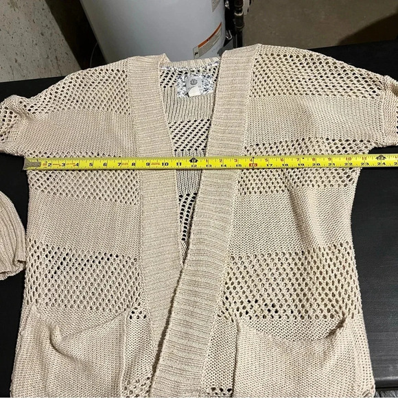 Element Skateboarding Long Cardigan Sweater Size Large Striped Beige Crochet - Picture 7 of 8